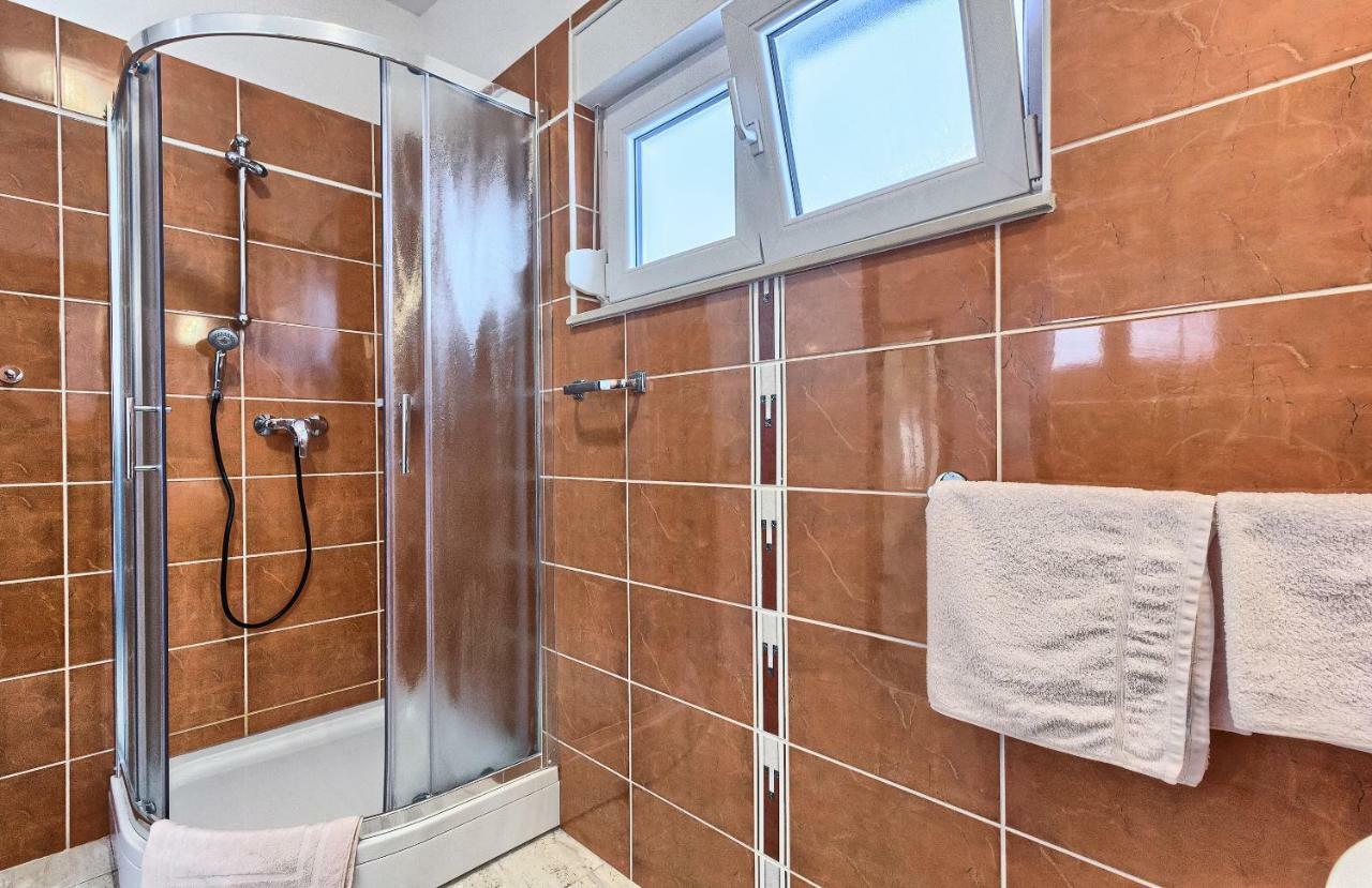טרוגיר Apartments Milenka מראה חיצוני תמונה