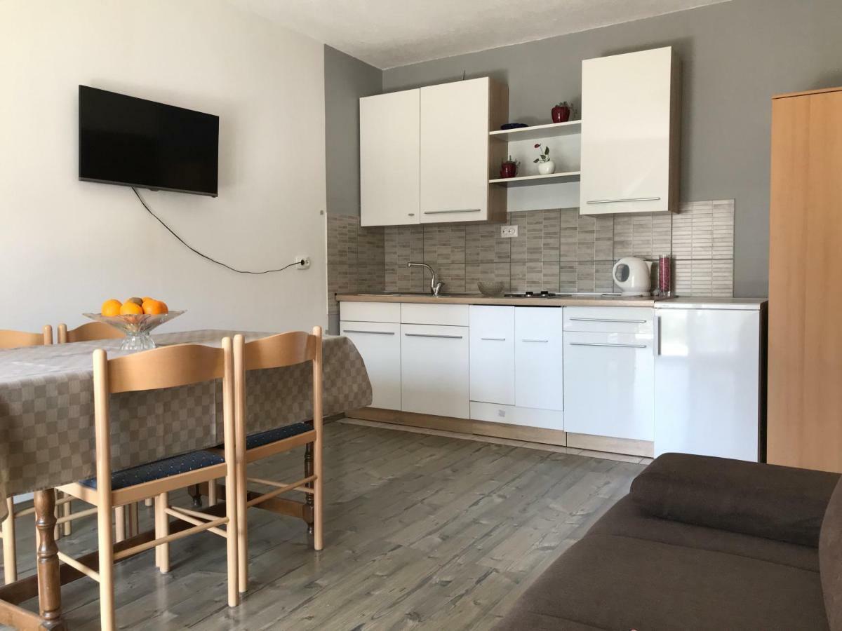 טרוגיר Apartments Milenka מראה חיצוני תמונה